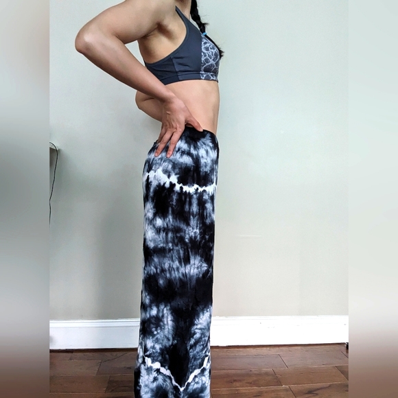 Young Fabulous Broke Tie Dye Pants - Picture 3 of 4